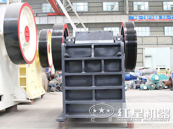 顎式破碎機設(shè)備 顎式破碎機設(shè)備