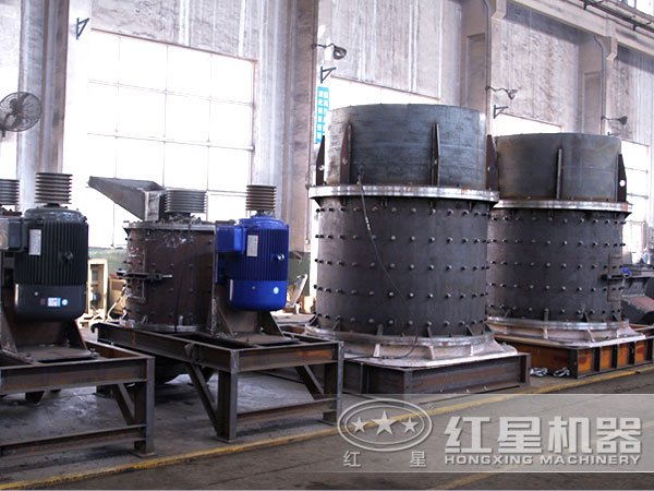 復(fù)合式破碎機(jī)半成品 復(fù)合式破碎機(jī)半成品