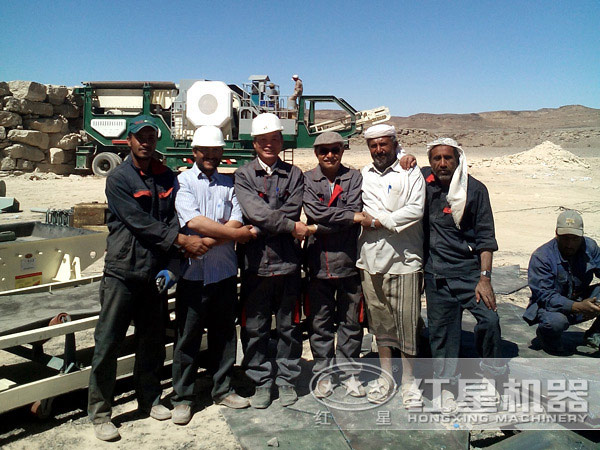 深受用戶喜愛的移動(dòng)式破碎站 深受用戶喜愛的移動(dòng)式破碎站