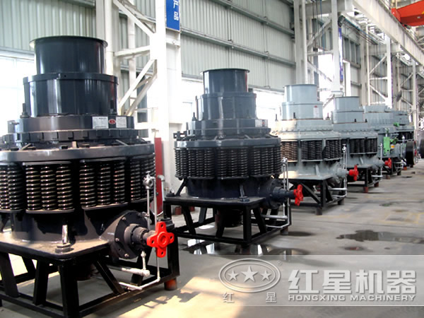 不同規(guī)格下的圓錐破碎機 不同規(guī)格下的圓錐破碎機