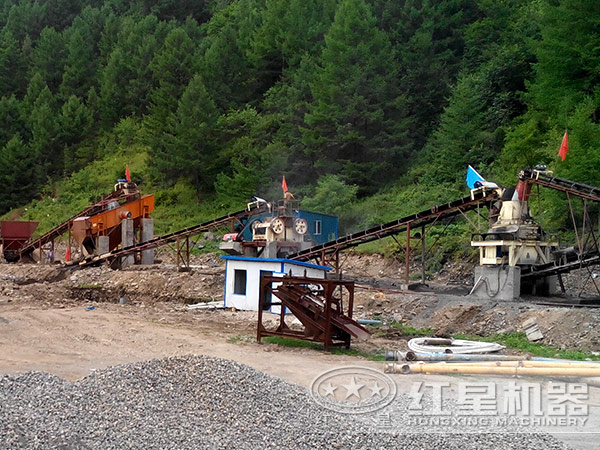 低碳TK制砂機現(xiàn)場 低碳TK制砂機現(xiàn)場