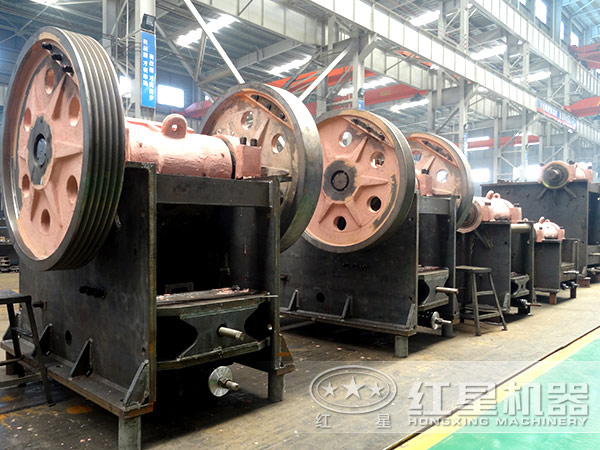 顎式破碎機生產(chǎn)廠家 顎式破碎機生產(chǎn)廠家