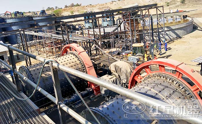 礦渣磨生產(chǎn)現(xiàn)場 礦渣磨生產(chǎn)現(xiàn)場