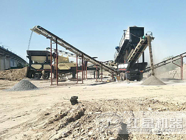 移動(dòng)制砂機(jī)工作現(xiàn)場(chǎng) 移動(dòng)制砂機(jī)工作現(xiàn)場(chǎng)