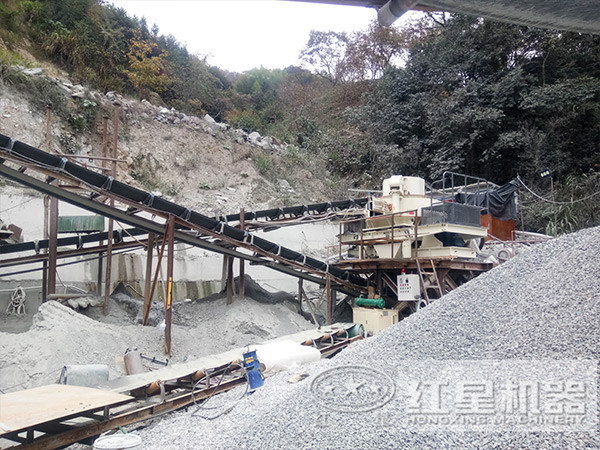 機制砂生產現(xiàn)場 機制砂生產現(xiàn)場