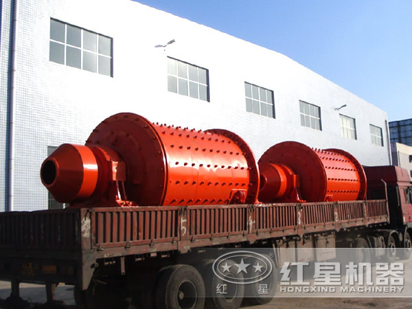 球磨機(jī)發(fā)貨現(xiàn)場(chǎng) 球磨機(jī)發(fā)貨現(xiàn)場(chǎng)