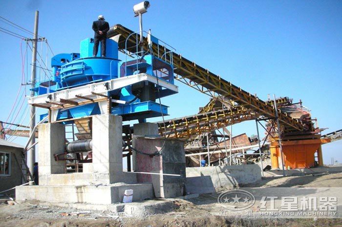 碎沙機生產(chǎn)線現(xiàn)場實拍 碎沙機生產(chǎn)線現(xiàn)場實拍