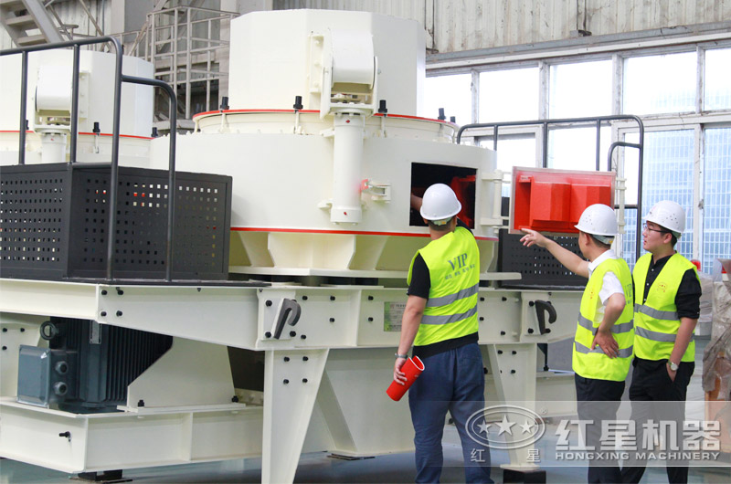 考察購機(jī)的用戶依然很多 考察購機(jī)的用戶依然很多