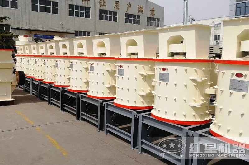 復合式破碎機設(shè)備實拍 復合式破碎機設(shè)備實拍