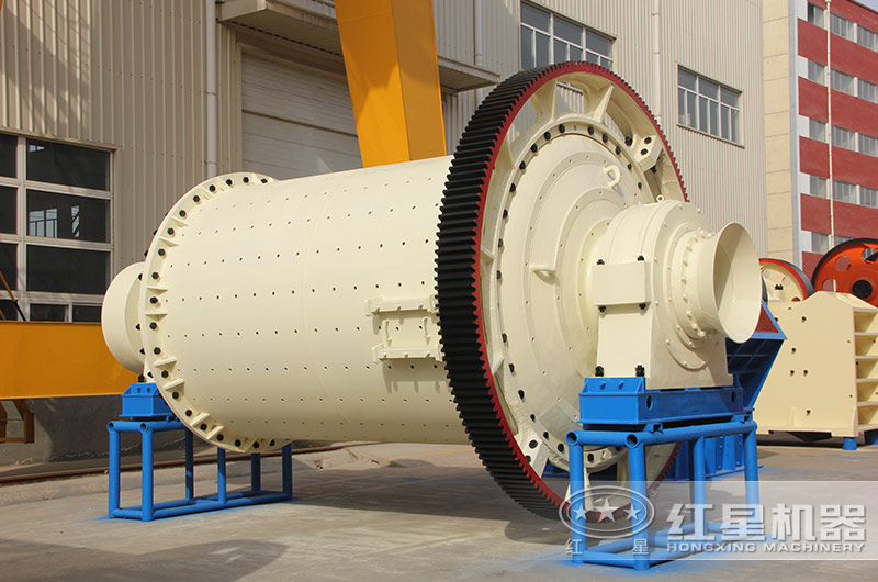 球磨機(jī)廠(chǎng)區(qū)展示一角 球磨機(jī)廠(chǎng)區(qū)展示一角