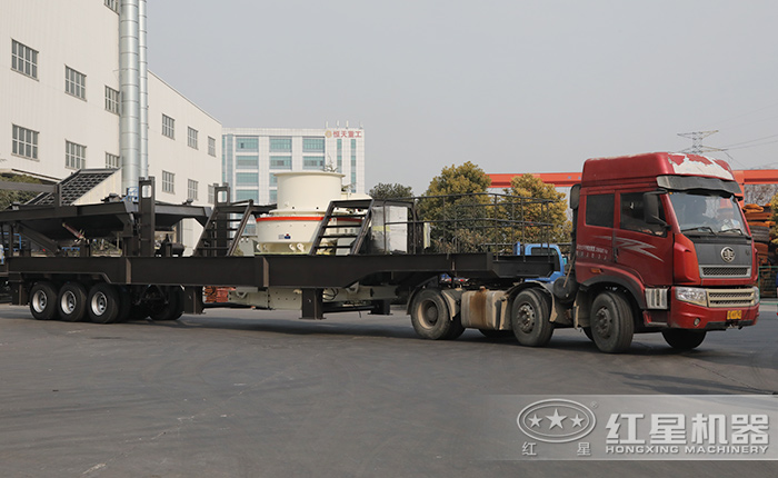 輪胎移動制砂機(jī)發(fā)往河北地區(qū)中 輪胎移動制砂機(jī)發(fā)往河北地區(qū)中