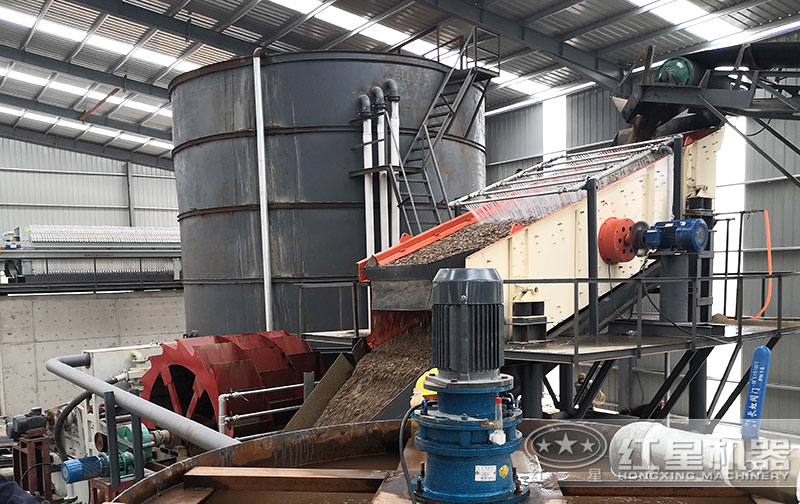 水洗砂生產現(xiàn)場 水洗砂生產現(xiàn)場