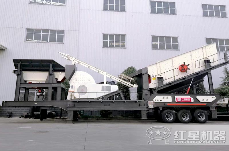 移動式重錘破碎機(jī)廠區(qū)實(shí)拍圖 移動式重錘破碎機(jī)廠區(qū)實(shí)拍圖