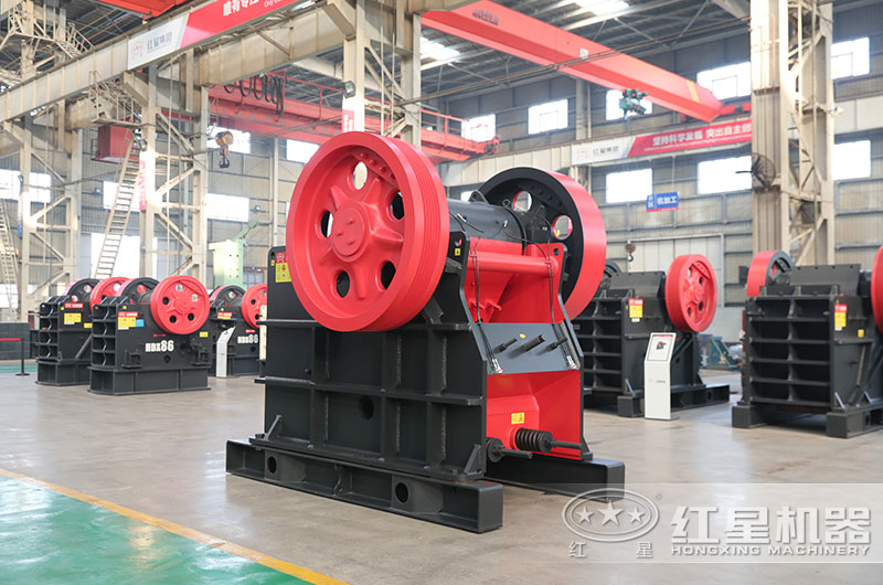 鄂式石灰石粉碎機圖片 鄂式石灰石粉碎機圖片