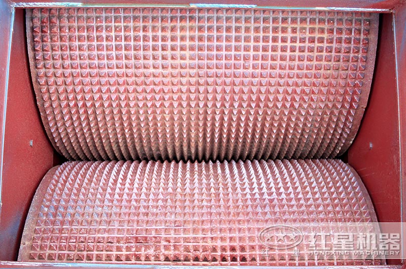 雙輥輪結(jié)構(gòu) 雙輥輪結(jié)構(gòu)