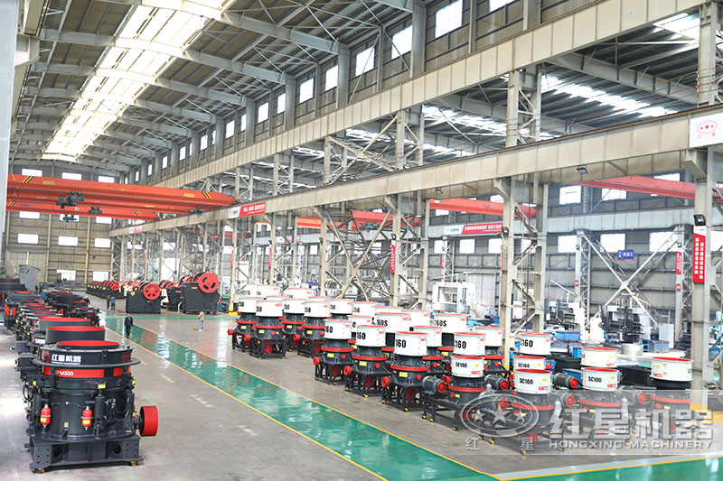 設(shè)備實(shí)拍不同規(guī)格的圓錐破碎機(jī) 設(shè)備實(shí)拍不同規(guī)格的圓錐破碎機(jī)