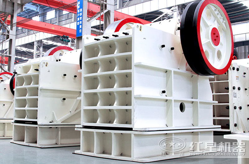 紅星石子加工設(shè)備生產(chǎn)車間現(xiàn)貨實拍 紅星石子加工設(shè)備生產(chǎn)車間現(xiàn)貨實拍