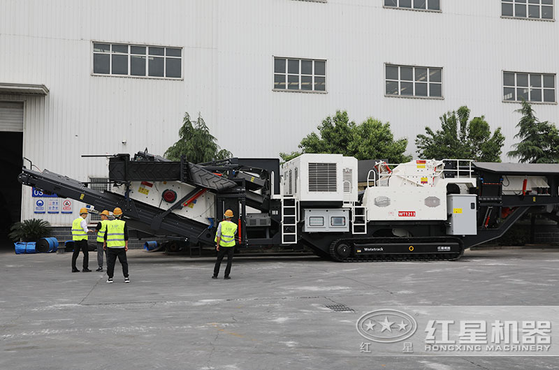 客戶來廠參觀玄武巖破碎設備 客戶來廠參觀玄武巖破碎設備