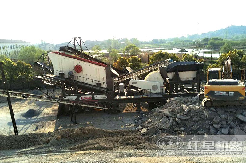 時(shí)產(chǎn)300噸移動(dòng)式煤炭破碎生產(chǎn)線 時(shí)產(chǎn)300噸移動(dòng)式煤炭破碎生產(chǎn)線